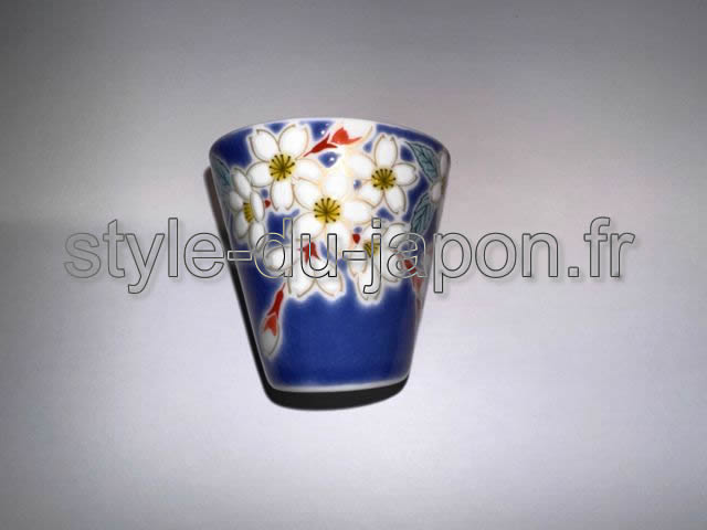 no876 kutani porcelain sake cup